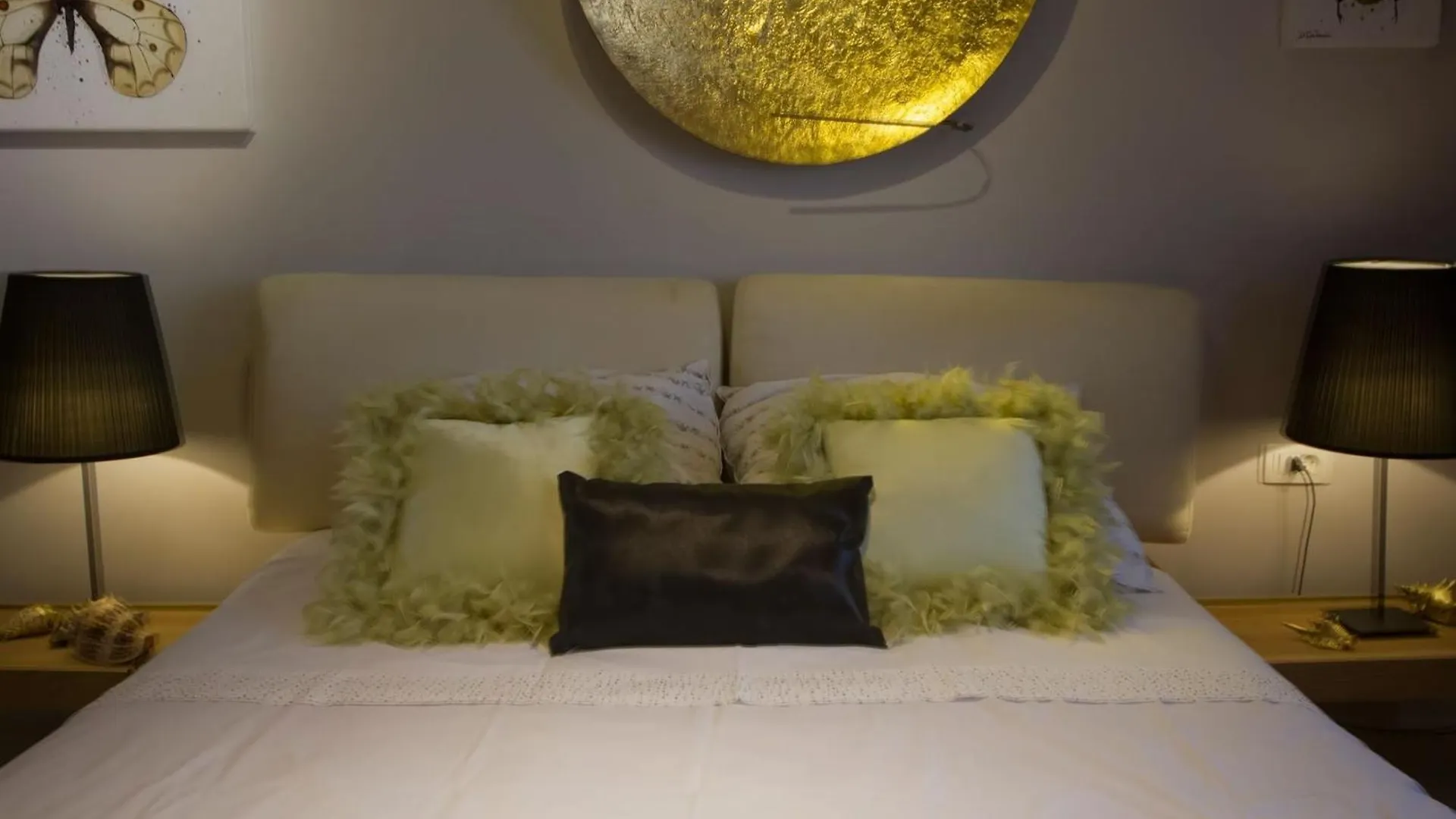 Scenic Rovinj Apartment With Balcony - Two Bedroom Apartment With Balcony