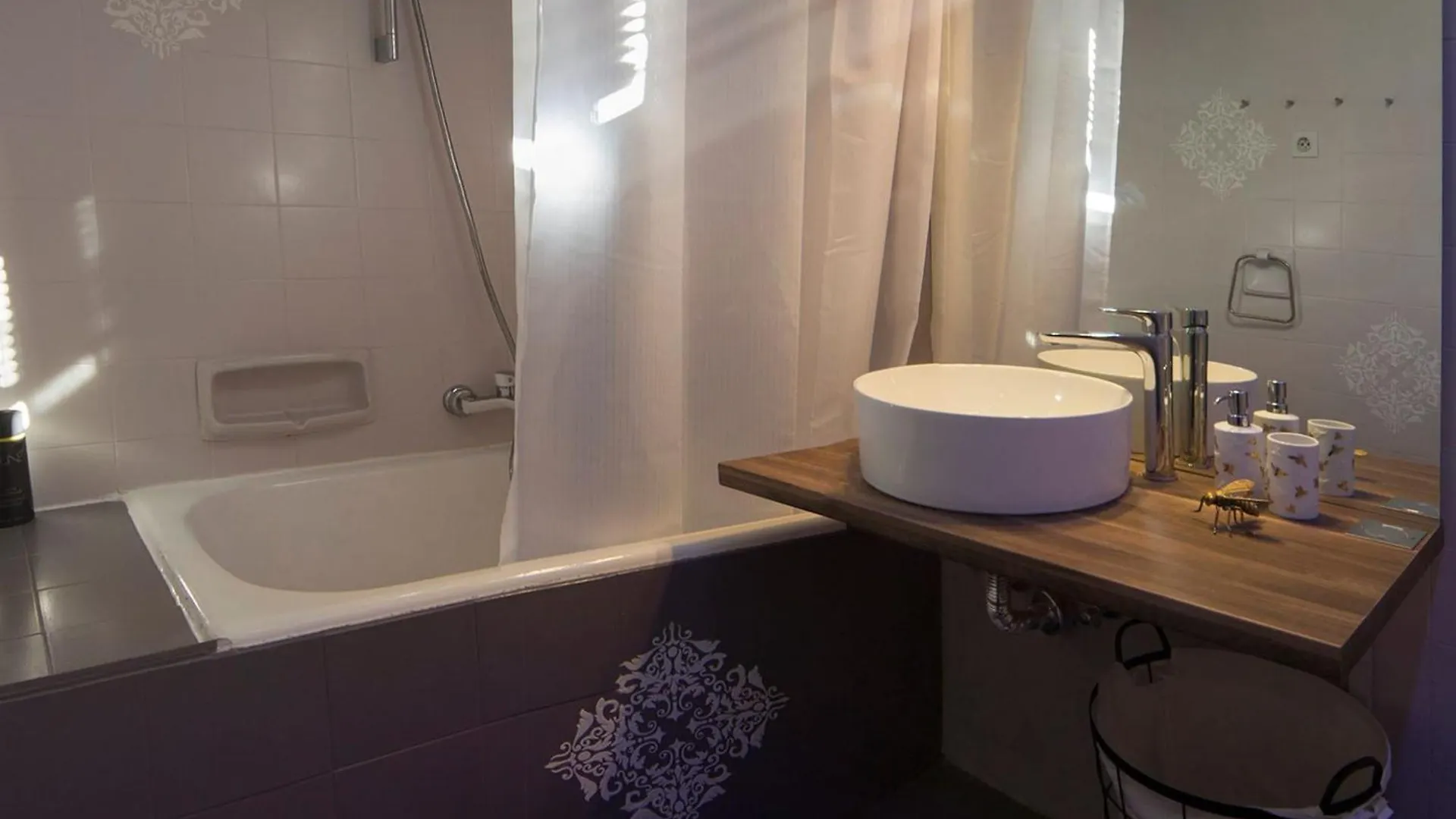 Scenic Rovinj Apartment With Balcony - Two Bedroom Apartment With Balcony